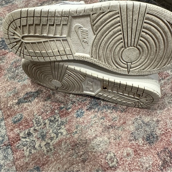 Nike Air Jordan 1 Retro High OG Premium Yin Yang White GS sz 4.5 - Picture 9 of 11